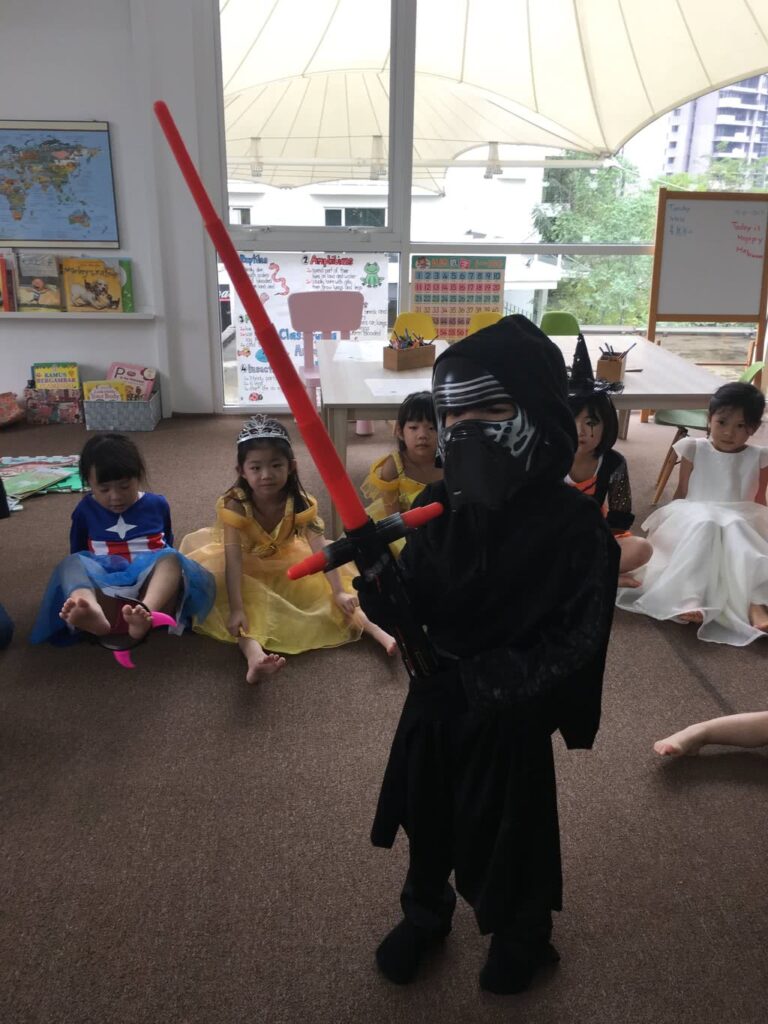 2017-Halloween-Montessori-Kids-Academy-23-e1525057003305