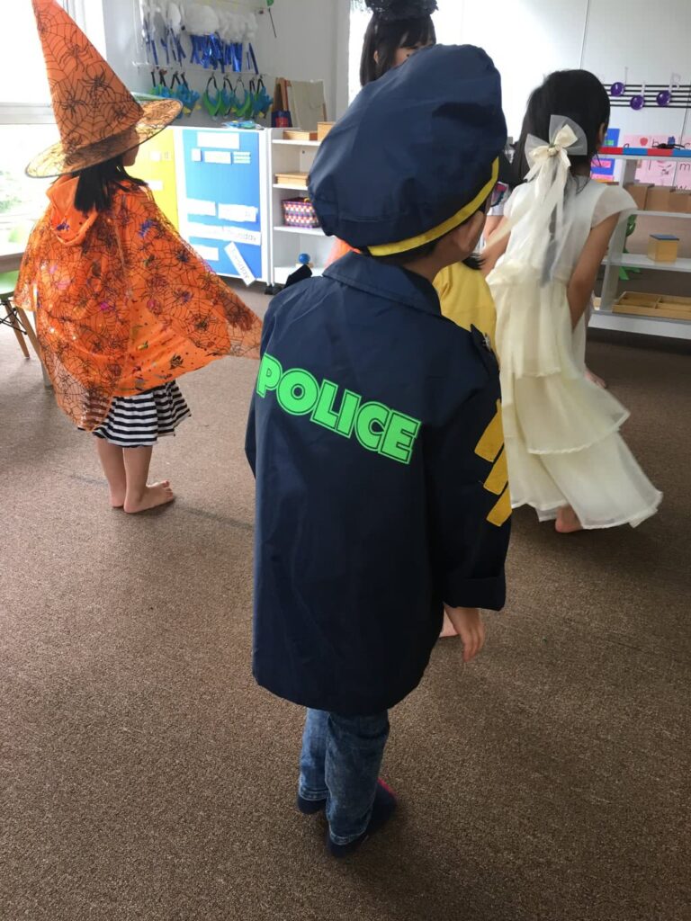 2017-Halloween-Montessori-Kids-Academy-45-e1525055599946