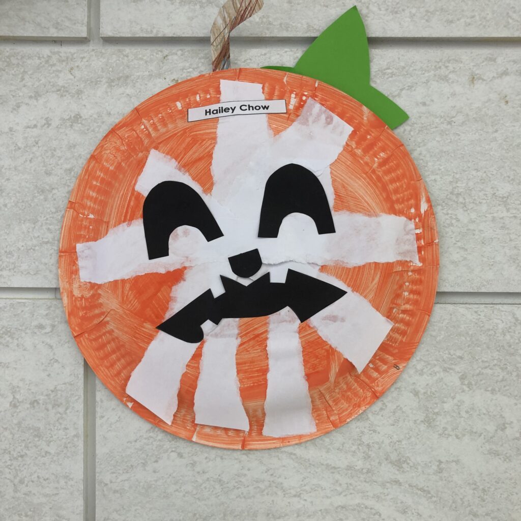Montessori Kids Academy 2021 Halloween Craft