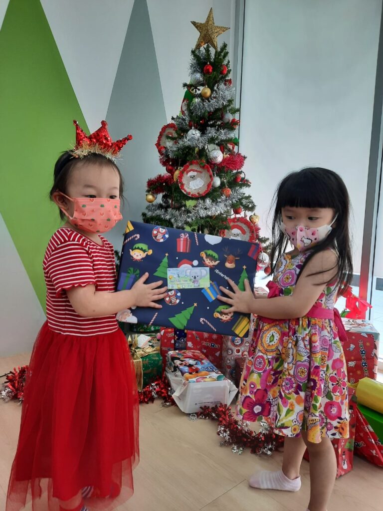 Montessori Kids Academy 2022 Christmas