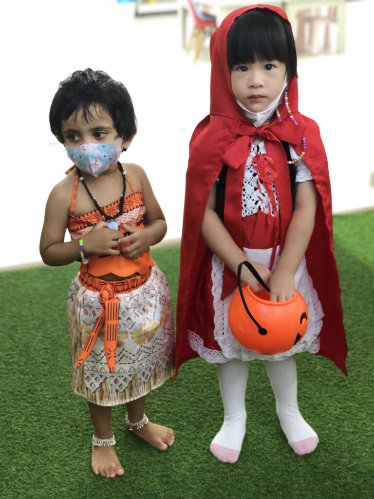 2022-halloween-8256