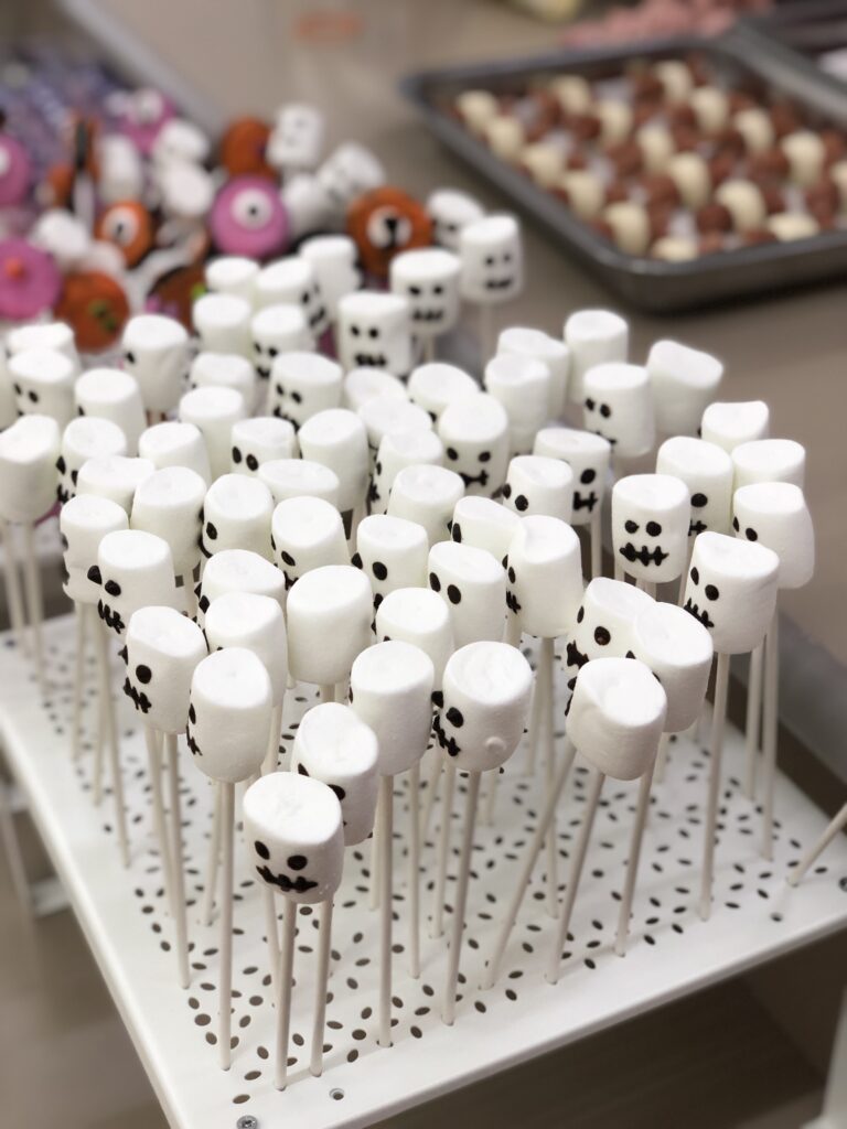 2022-halloween-8287