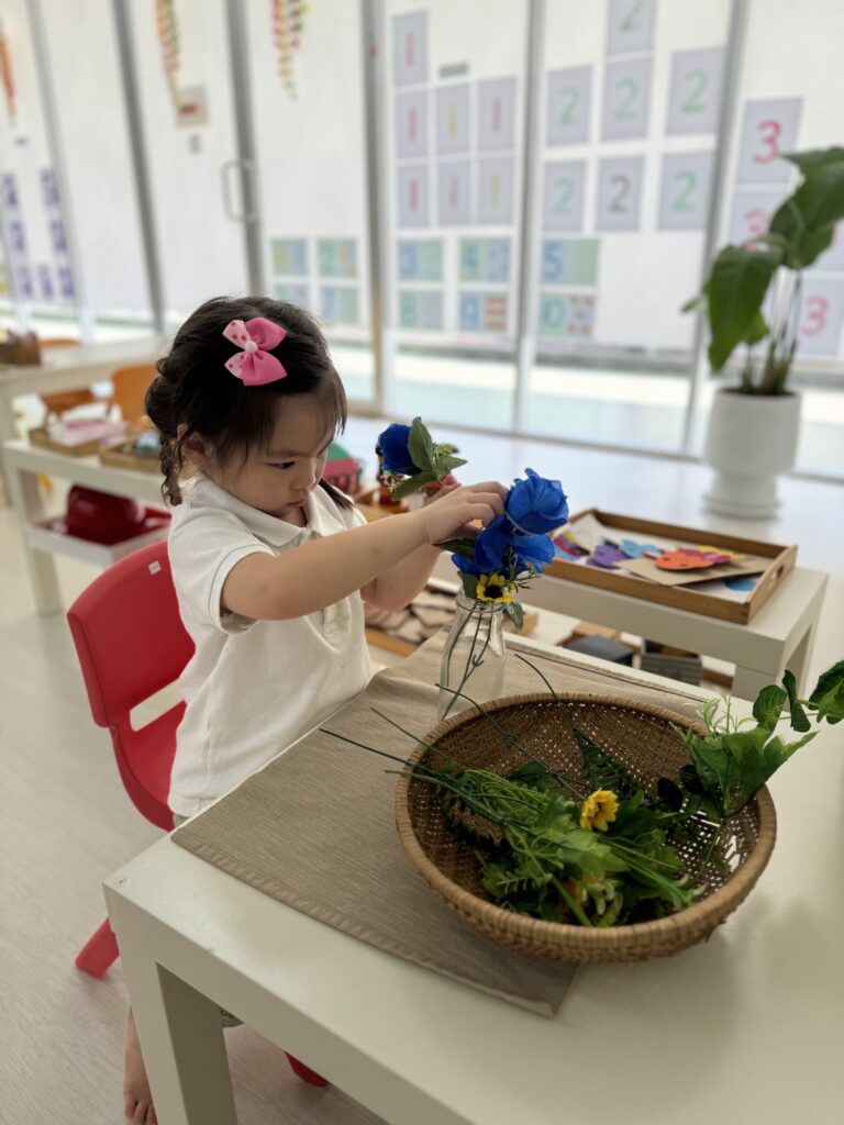 Montessori Kids Academy Flower Arrangement Activity